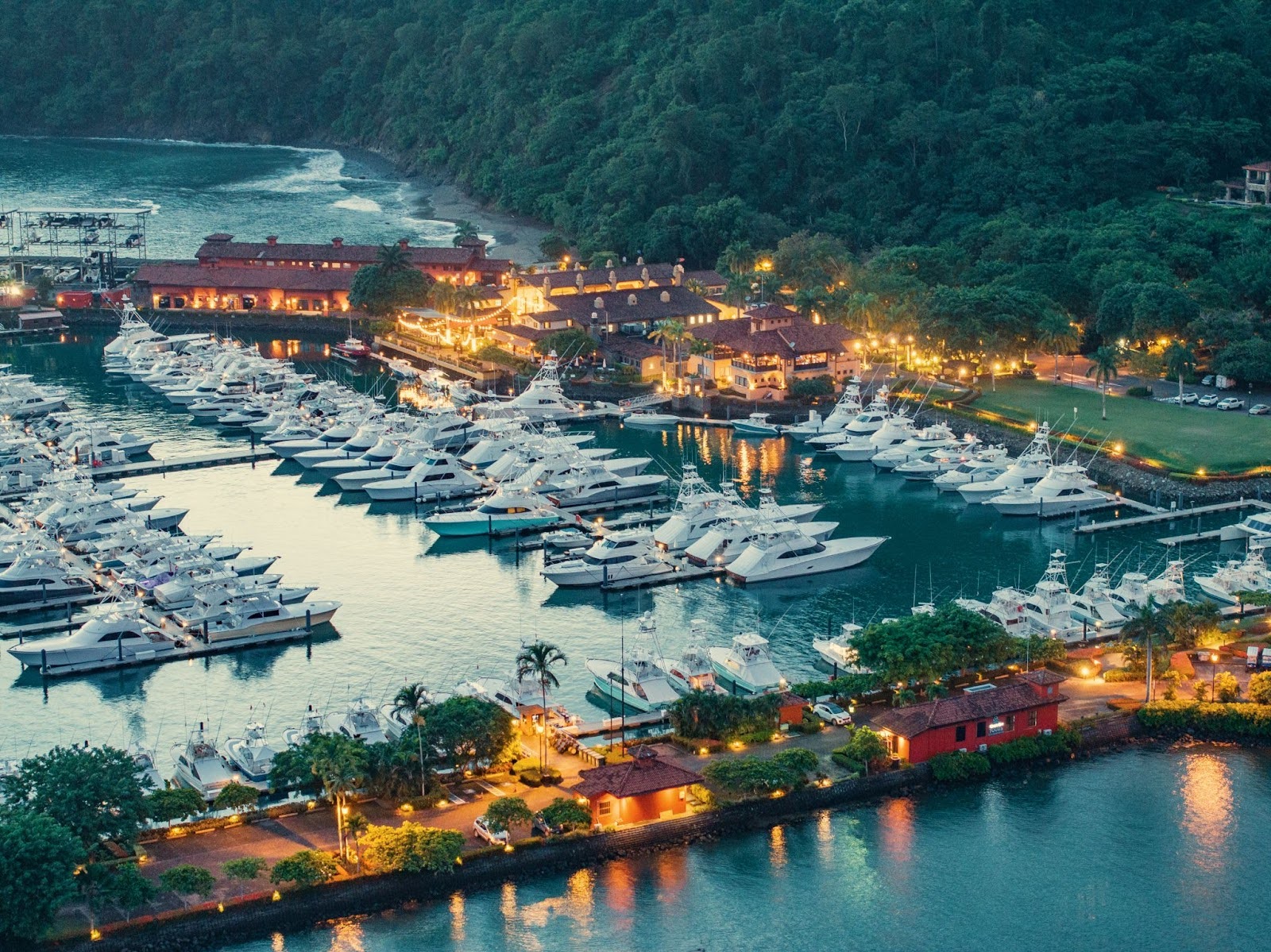 Dining in Costa Rica: Where to Eat and What to Expect at Los Sueños Resort